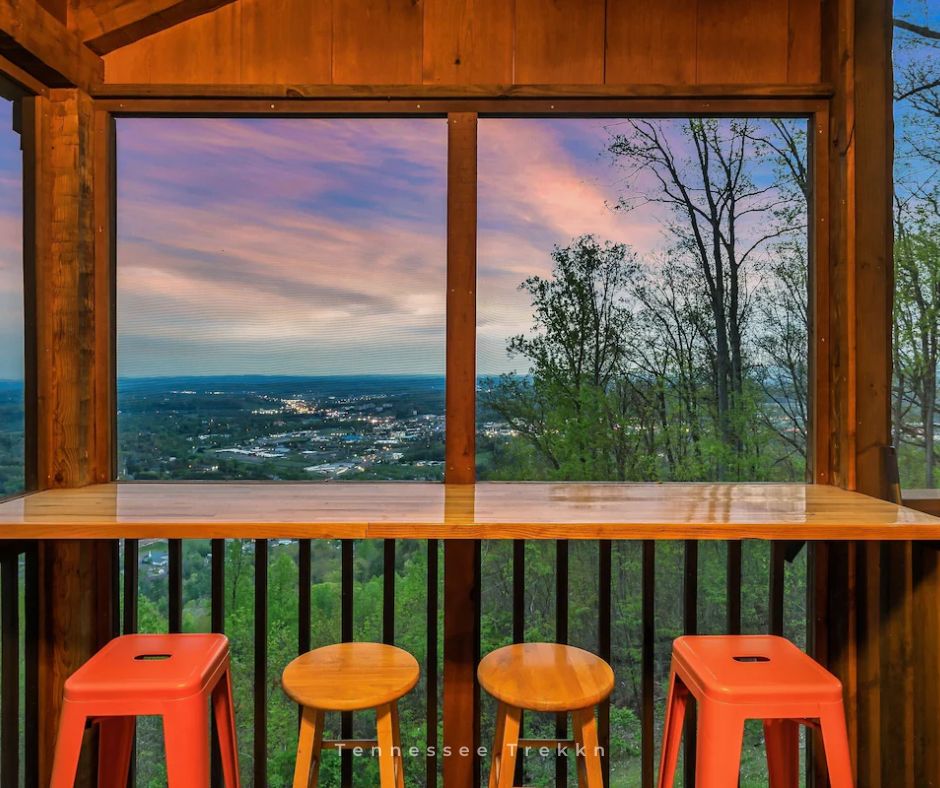 Private Custom Cabin: Million-dollar views that will take your breath away—day or night. Pigeon Forge Cabin Rentals