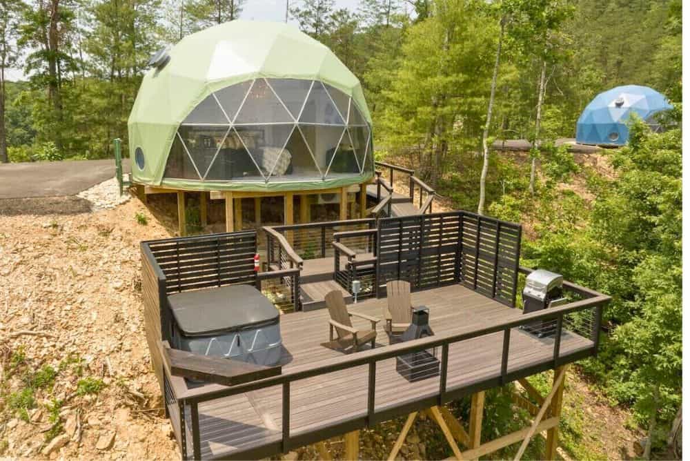 luxury glamping dome in Townsend Tennessee - view of exterior and deck ammenities