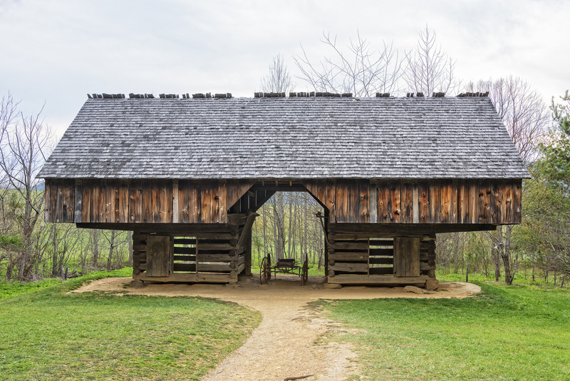 Cantilever Barn in Cades Cove, Smoky Mountains