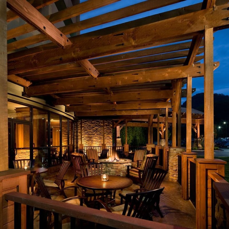 Firefly Patio Lounge, The Park Vista, Gatlinburg, TN