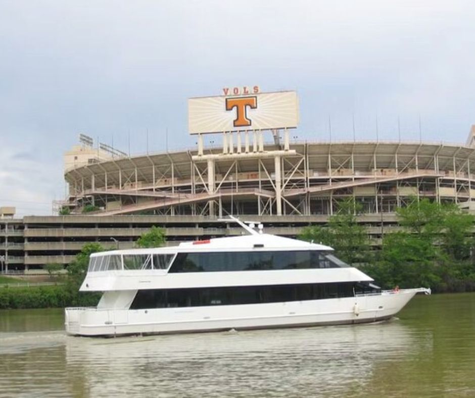 Riverboat Cruise on the Tennessee River in front of Neyland Stadium, Things to do in downtown Knoxville