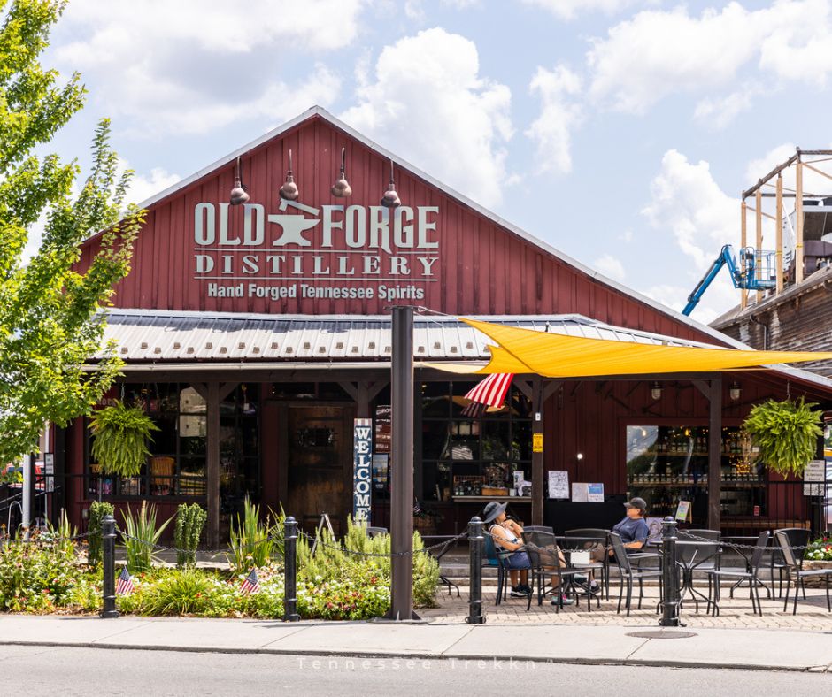 Stock up on unique flavors from Old Forge Distillery, where you’ll find exceptional moonshine to elevate your cocktails!