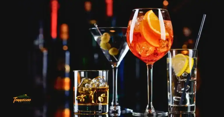 Craft drinks - found at these top bars in Knoxville.