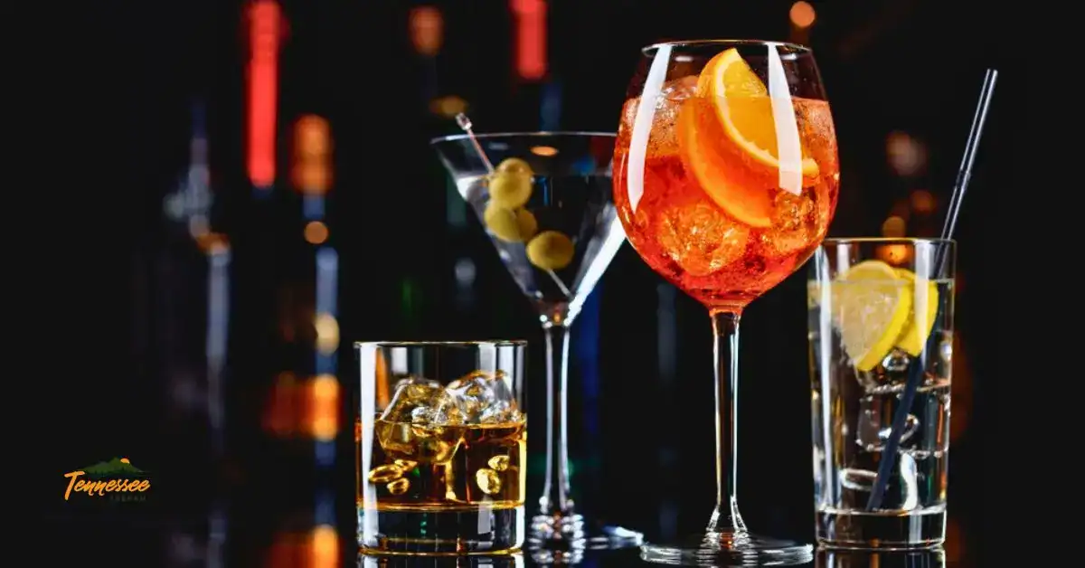 Craft drinks - found at these top bars in Knoxville.