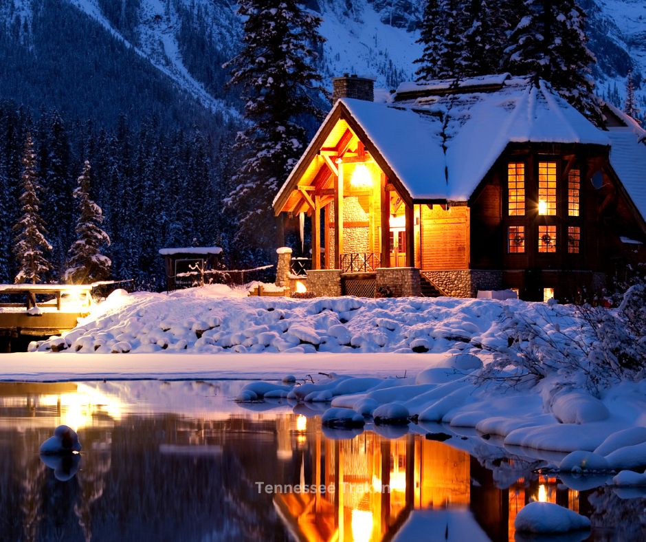 Cabin in the Mountains. Christmas Cabins in the Smokies.