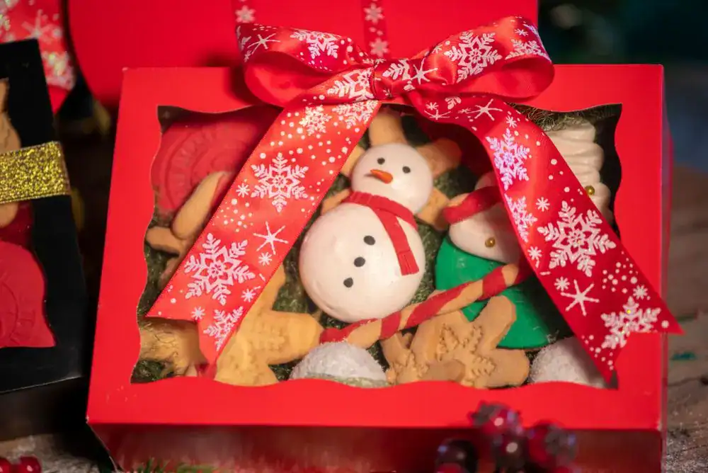 Box of holiday sweets from this festive cookie recipe being presented as a gift.