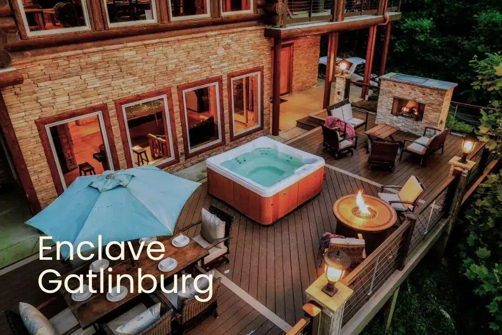 Luxurious Smoky Mountain cabins with stunning interior views, perfect for a relaxing getaway in Gatlinburg