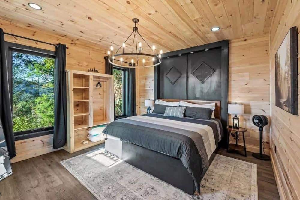 King bedroom at Mt Sunshine Cabin in Cosby TN with plush bedding