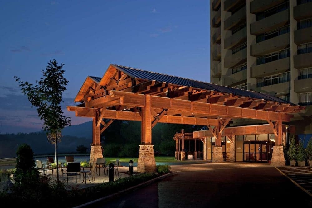 Smoky Mountain hotel entrance with welcoming front view and easy access to Gatlinburg attractions