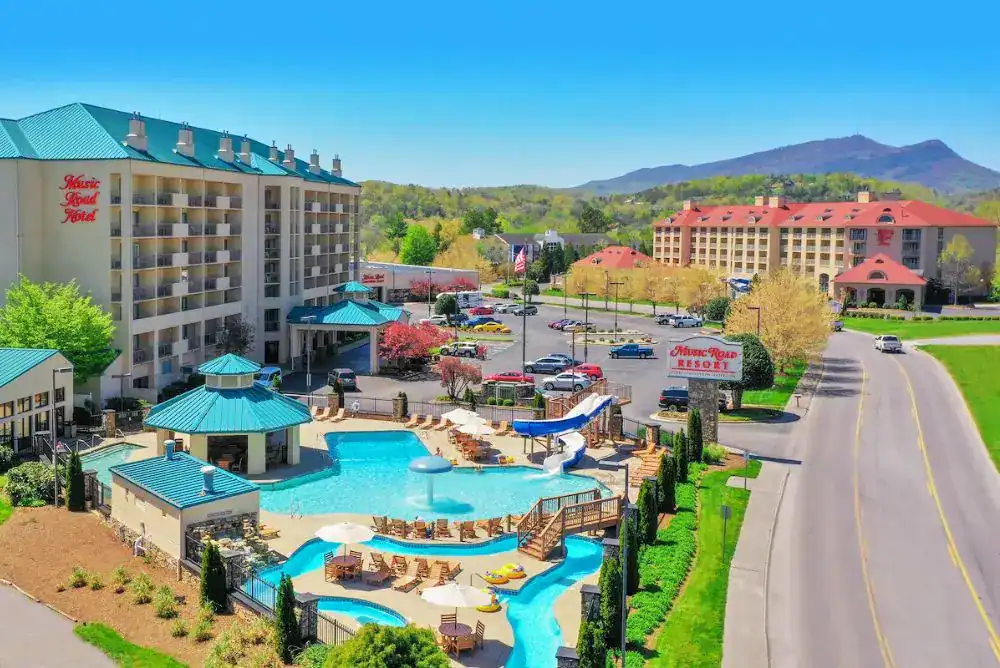 Music Road Resort Hotel, one of the top hotels with water slides and large family rooms