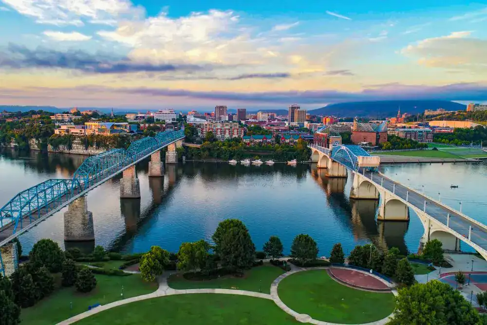 Things to do in Chattanooga TN include exploring downtown with Tennessee River views