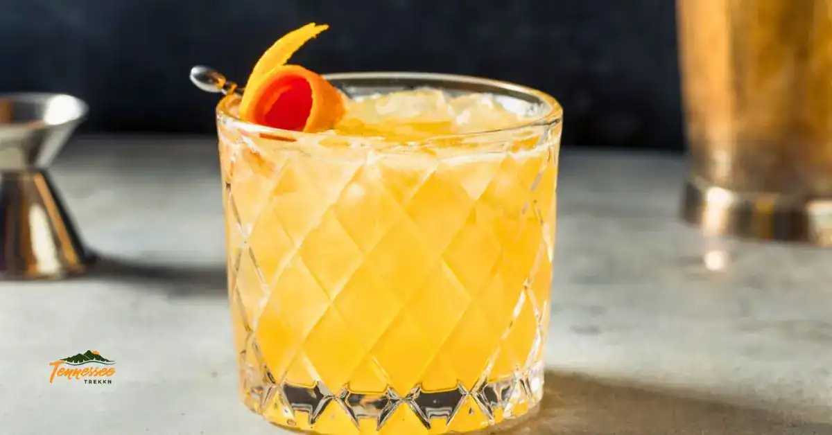 Big Orange Buzz, a bold moonshine drink and Tennessee Vols game day cocktail for Tennessee football fans.