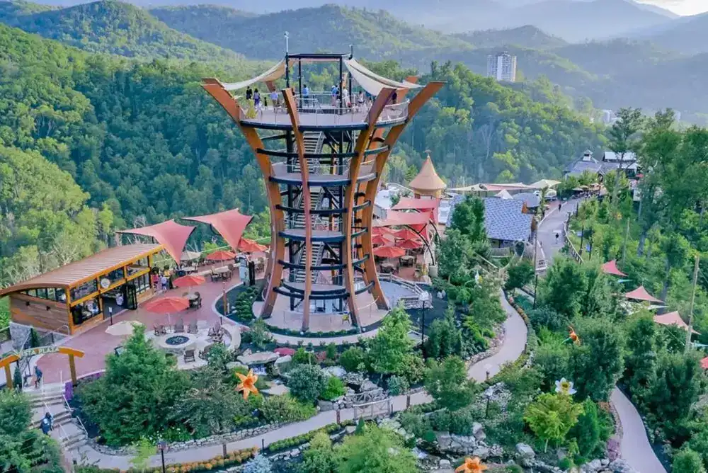 Mountaintop views and fall family activities at Anakeesta in the Smoky Mountains.