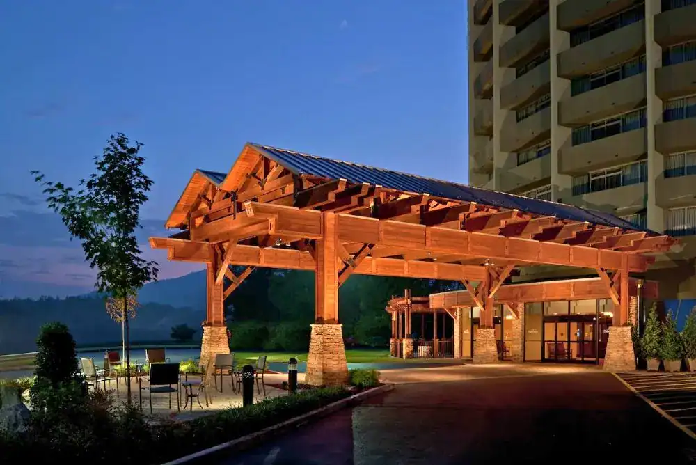 The Park Vista Gatlinburg hotel with mountain views in the Smoky Mountains