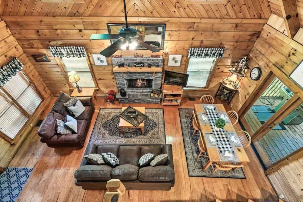 Cozy living room area in Smoky Mountain cabin - great place to stay during holiday season.