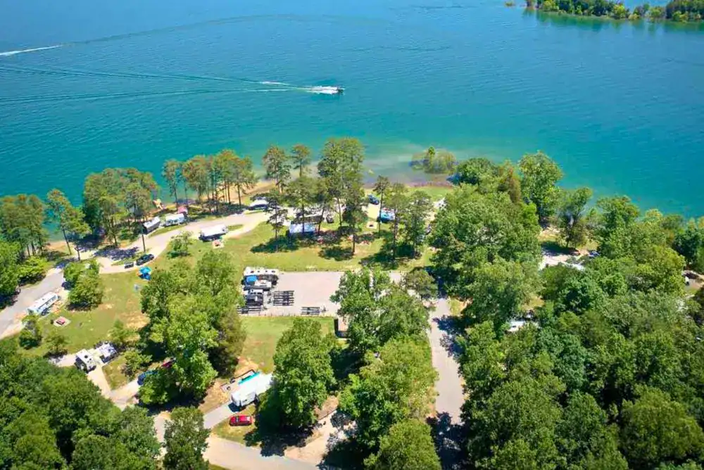 Loyston Point waterfront campground in Tennessee with both rv and tent camping available.