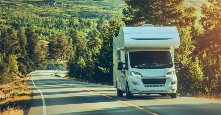 RV traveling across Tennessee - headed to TN Campgrounds.