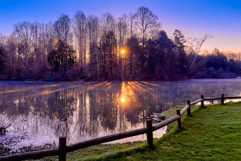 Cove Lake State Park sunrise — one of our favorite Tennessee campgrounds for exploring 